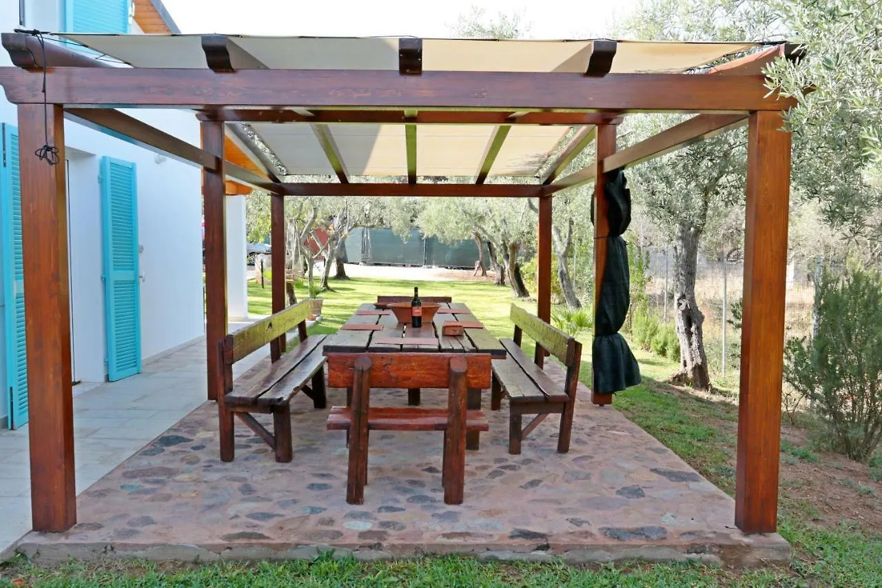 Giovanni House Alghero 0*,